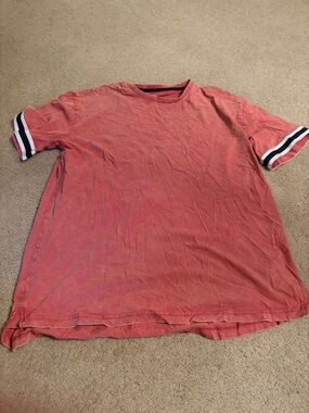 Original Use Men's Coral Crewneck Short Sleeve Tee with Stripe Sleeve Trim